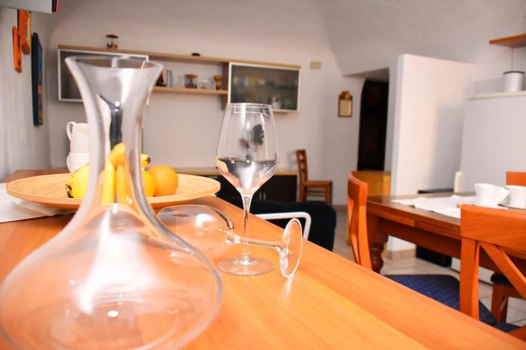 Casa Vacanze E Brevi Periodi Alla Porta Etrusca La Panchina Al Sole โวลแตร์รา ภายนอก รูปภาพ