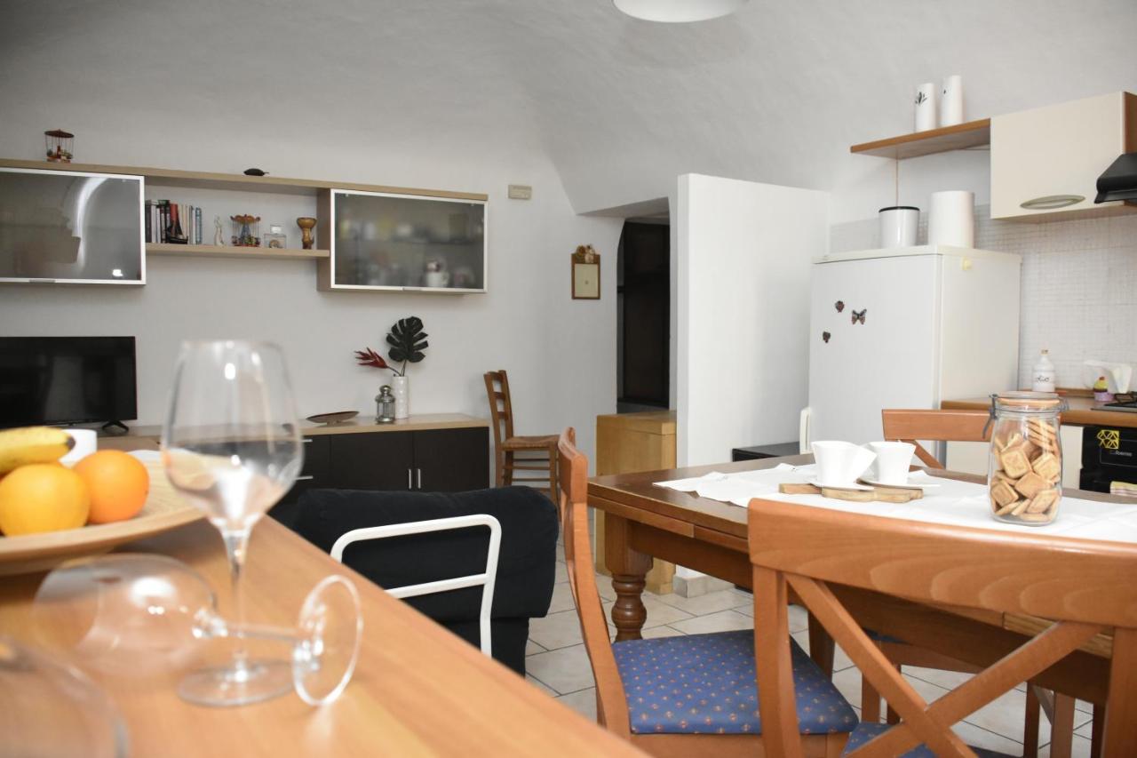 Casa Vacanze E Brevi Periodi Alla Porta Etrusca La Panchina Al Sole โวลแตร์รา ภายนอก รูปภาพ